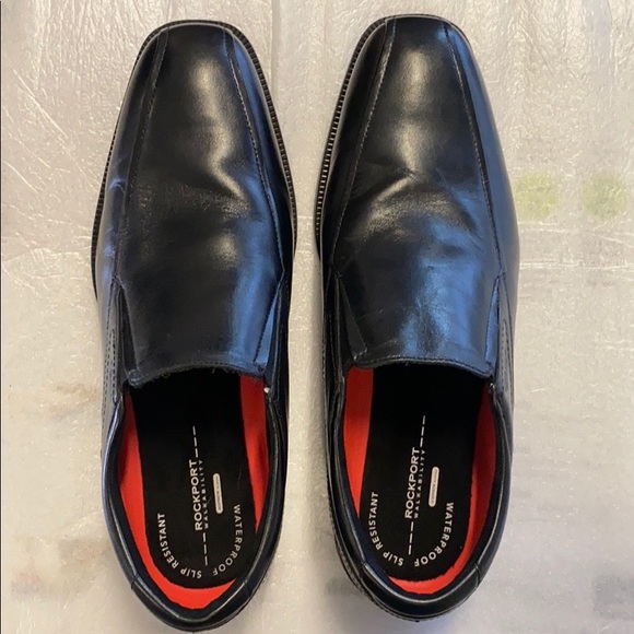 rockport slip on dress shoes